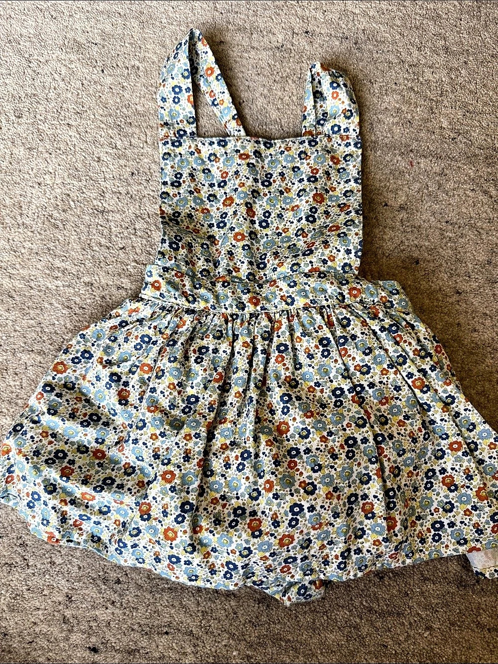 Doña Carmen Girls Floral Dress Size 4T Like New